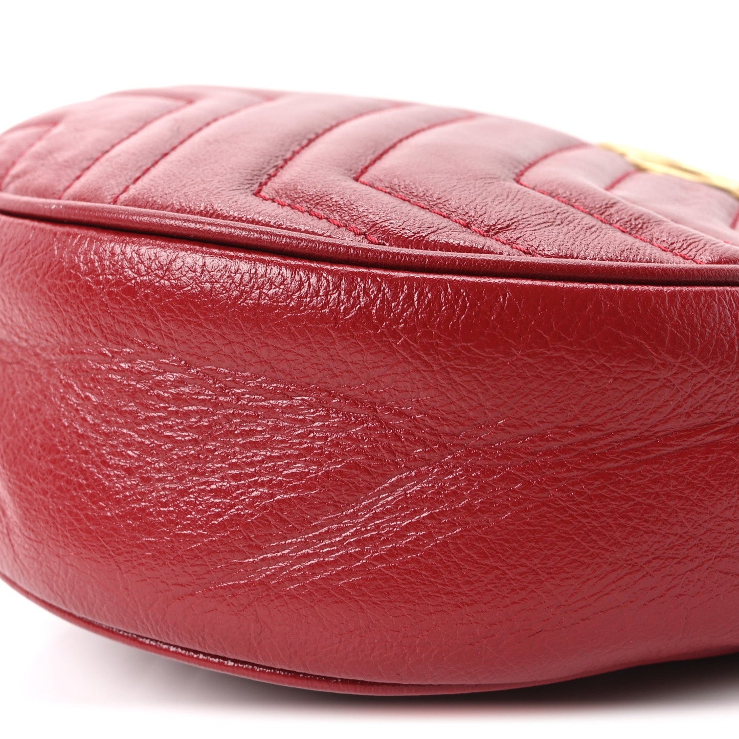 Glazed Calfskin Matelasse Heart Mini GG Marmont Round Shoulder Bag Romantic Cerise