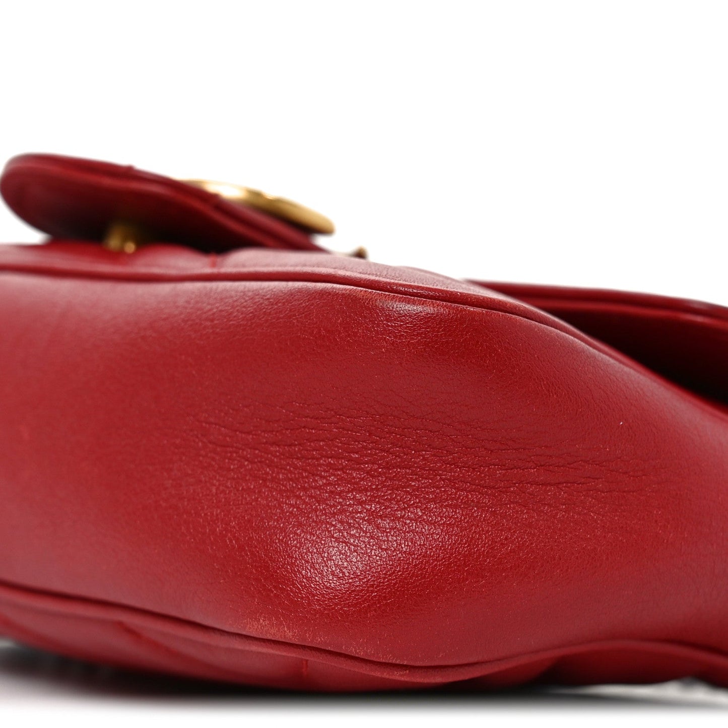 Calfskin Matelasse Super Mini GG Marmont Shoulder Bag Hibiscus Red