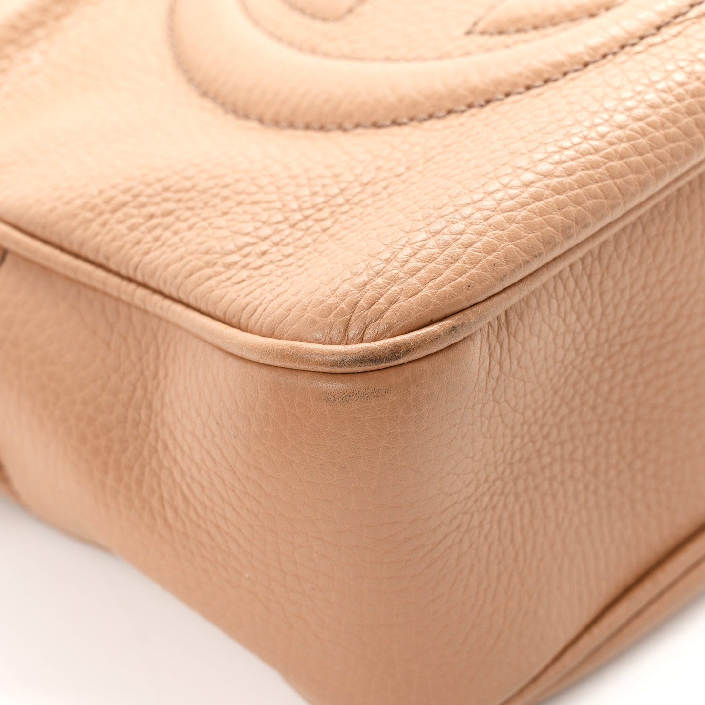 Pebbled Calfskin Small Soho Disco Bag Camelia