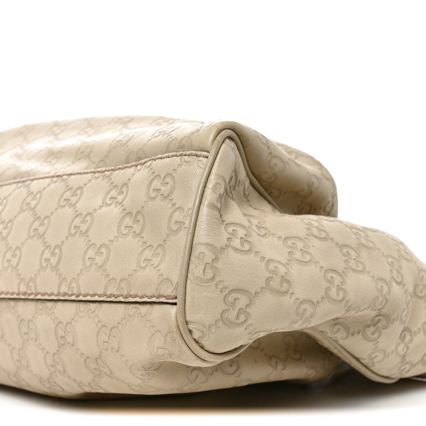 Guccissima Medium Sukey Tote Mystic White
