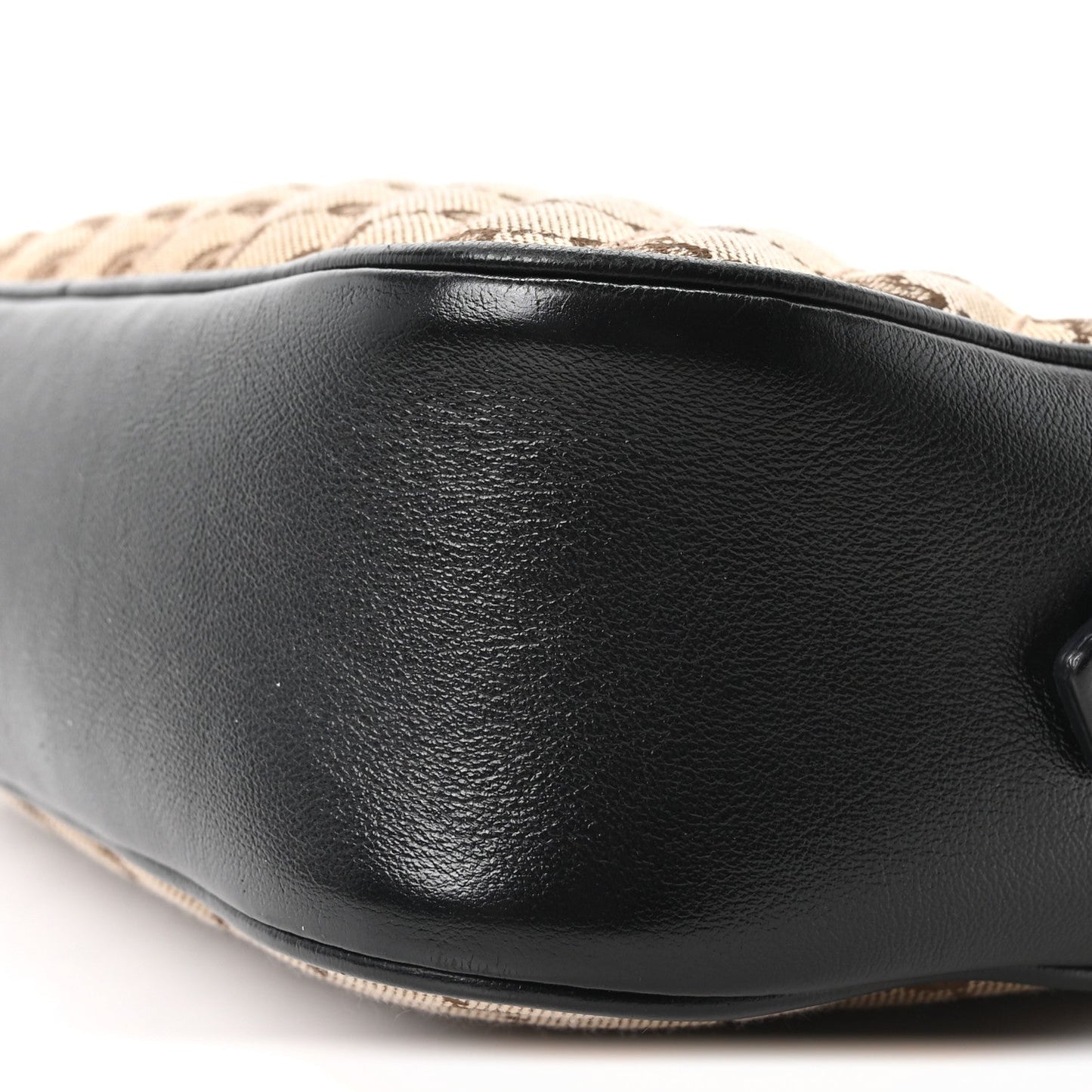 Monogram Matelasse Diagonal Small GG Marmont Chain Shoulder Bag Beige Black