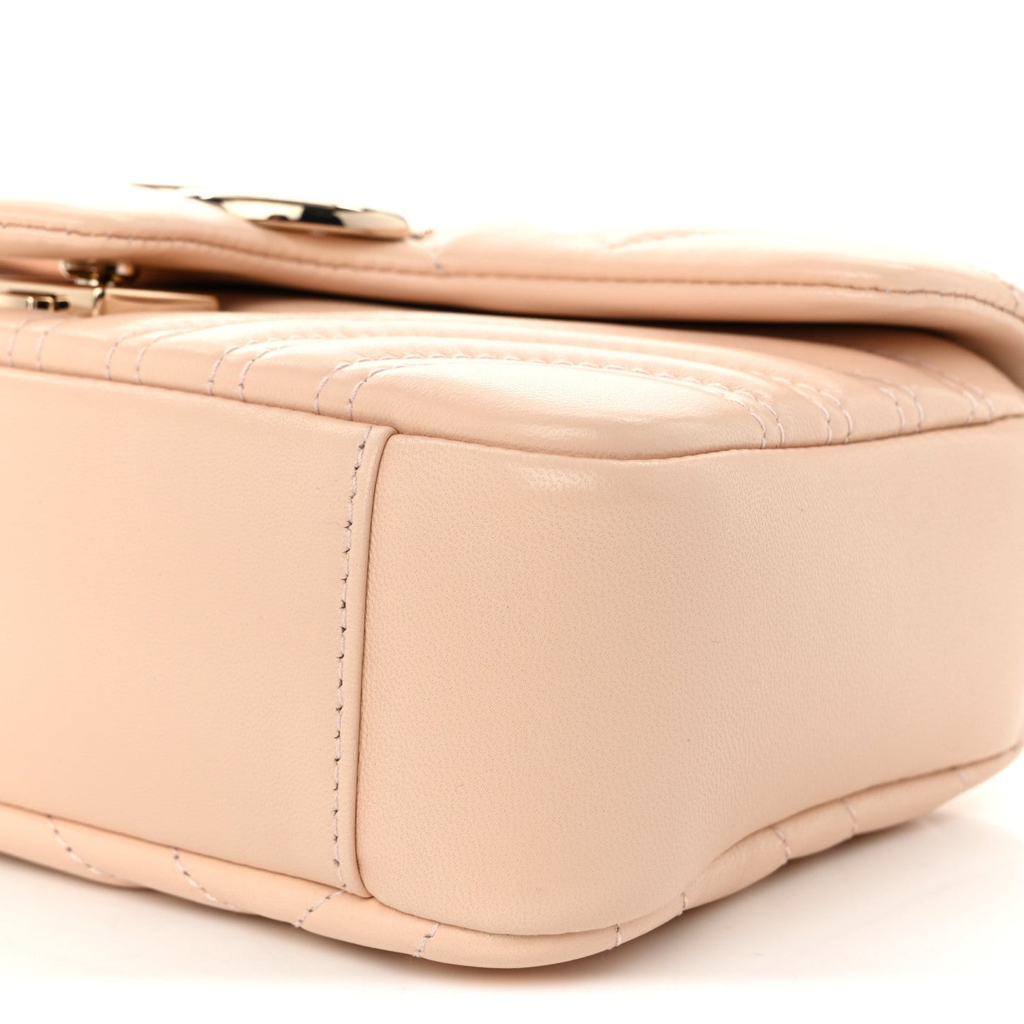 Lambskin Matelasse Small GG Marmont Shoulder Bag Pink Beige