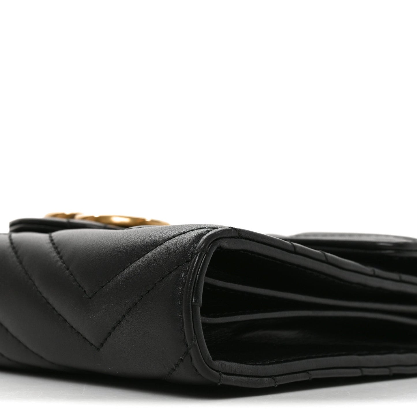 Calfskin Matelasse GG Marmont Chain Wallet Black