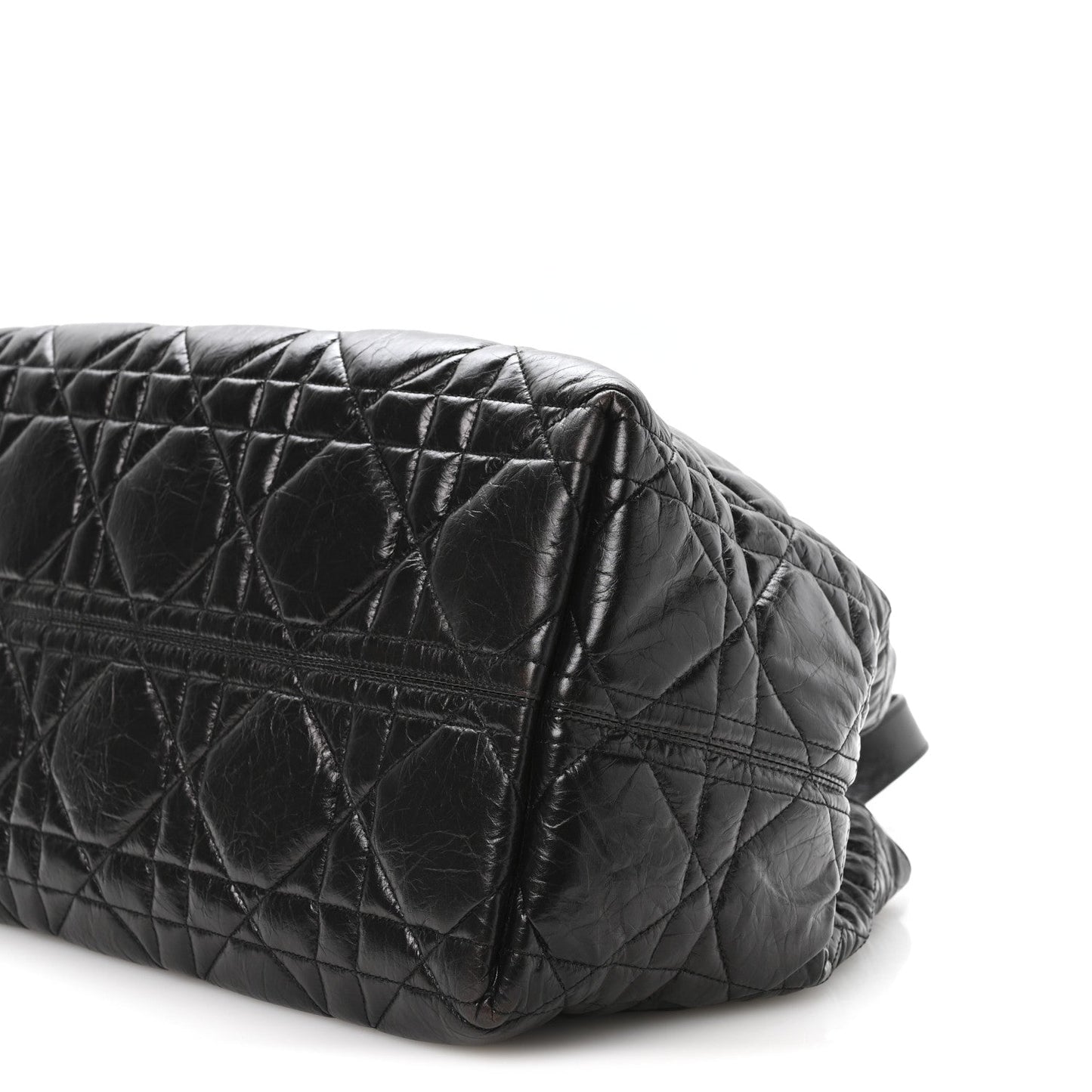 Crinkled Calfskin Macrocannage Large Toujours Black