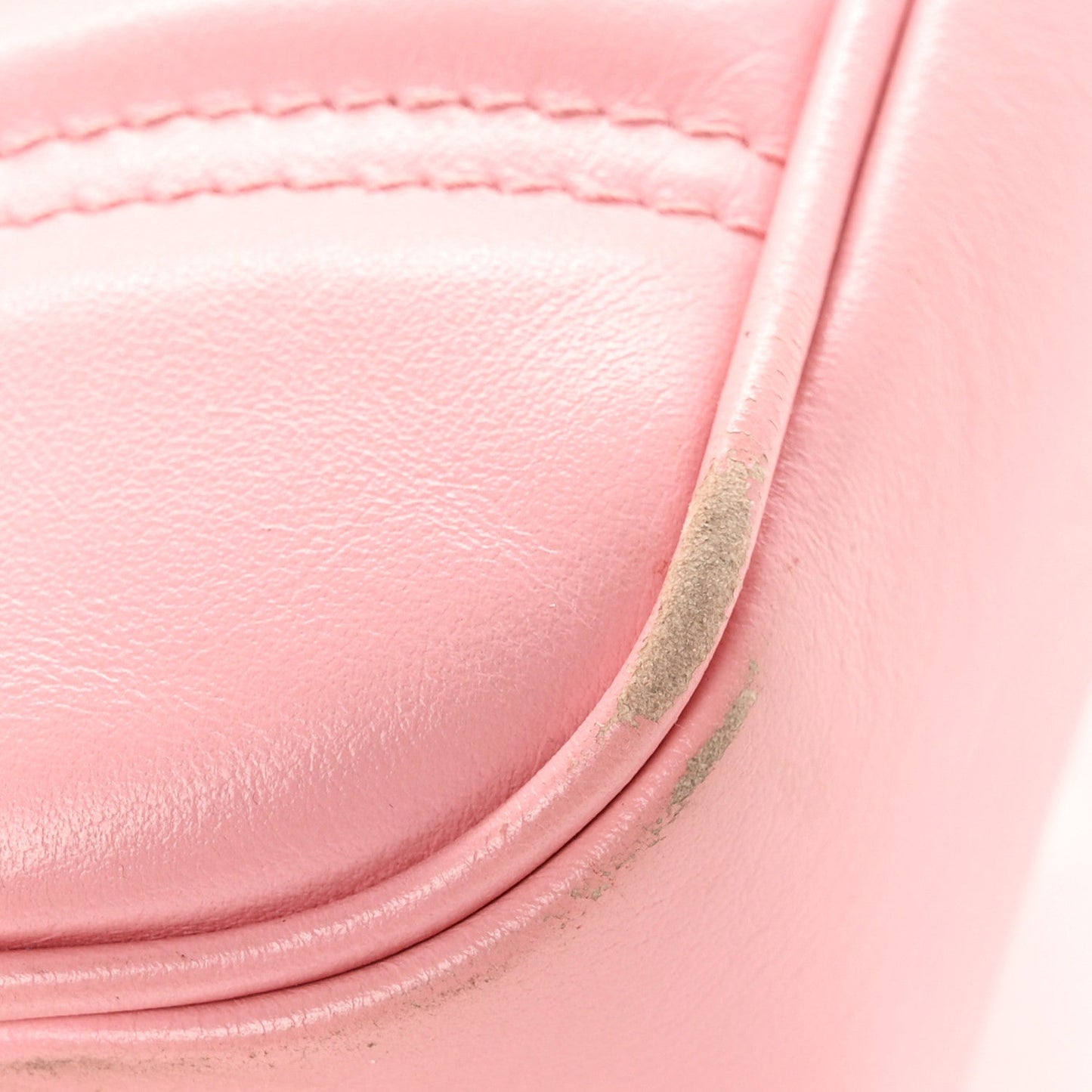 Calfskin Matelasse Medium GG Marmont Shoulder Bag Wild Rose