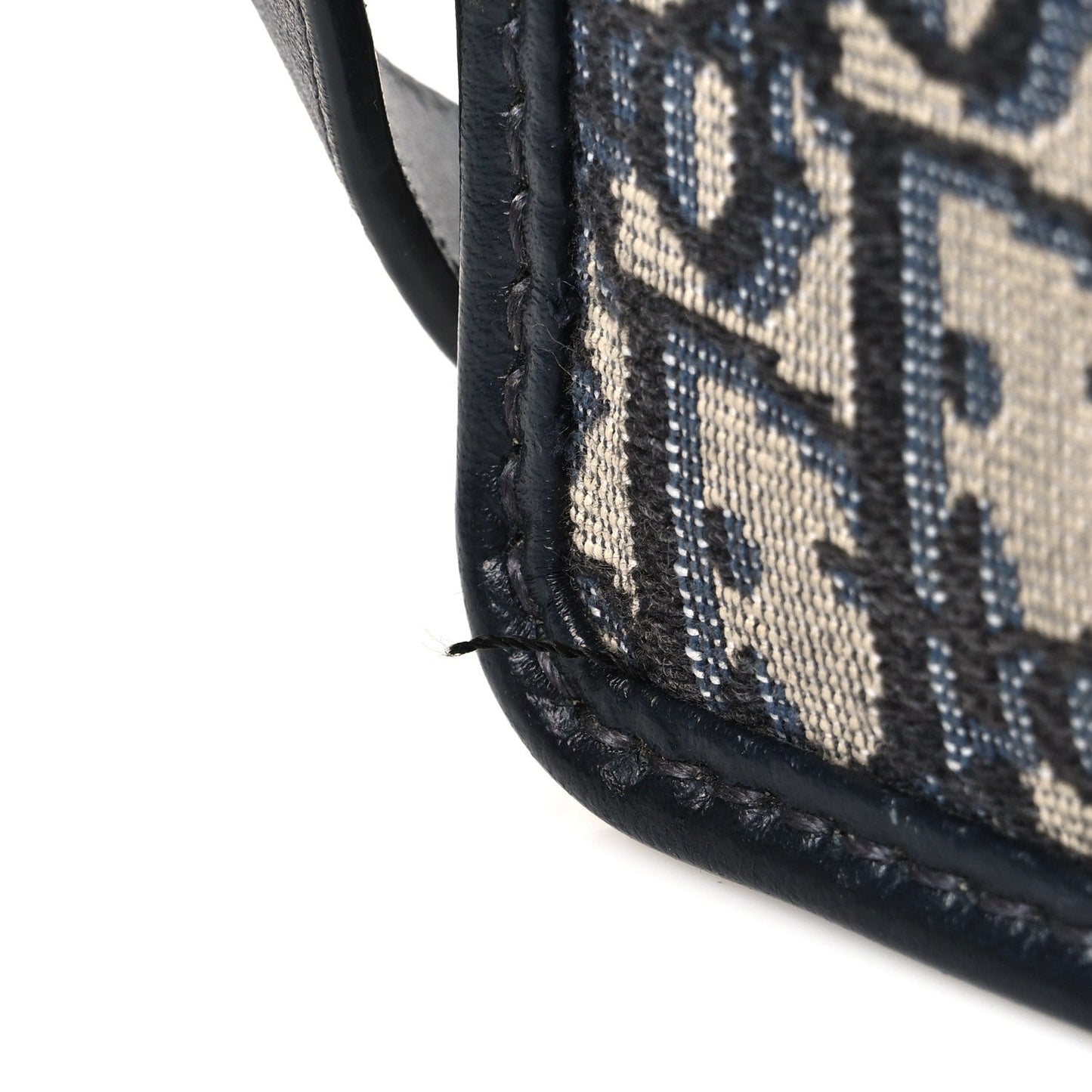 Oblique 30 Montaigne Flap Bag Blue