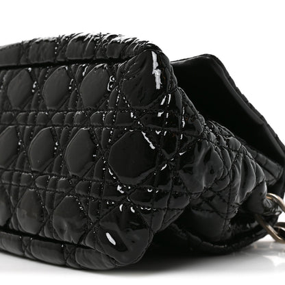 Patent Cannage New Lock Flap Black