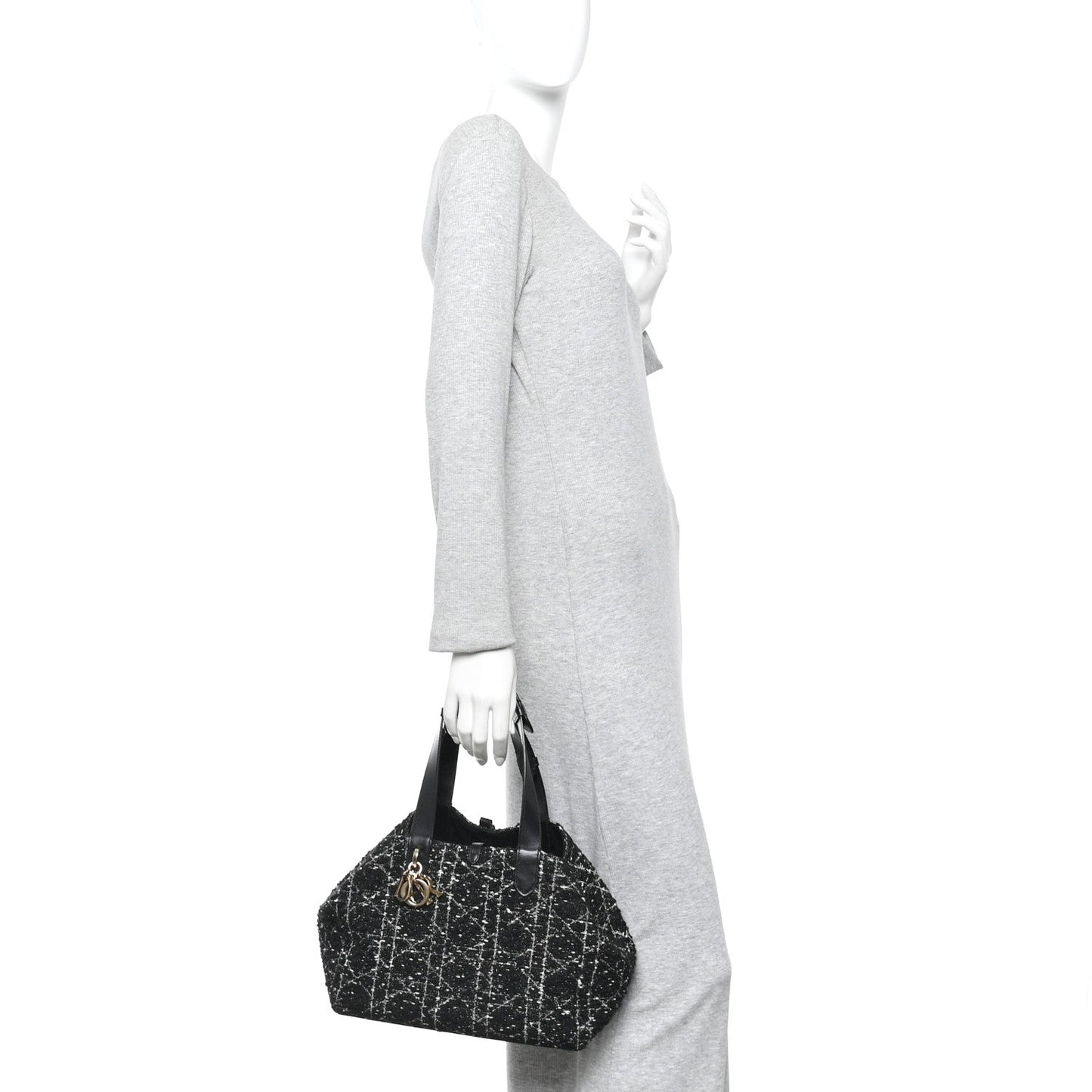 Calfskin Tweed Cannage Medium Toujours Black White