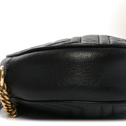 Azalea Calfskin Matelasse Heart Mini GG Marmont Round Shoulder Bag Black