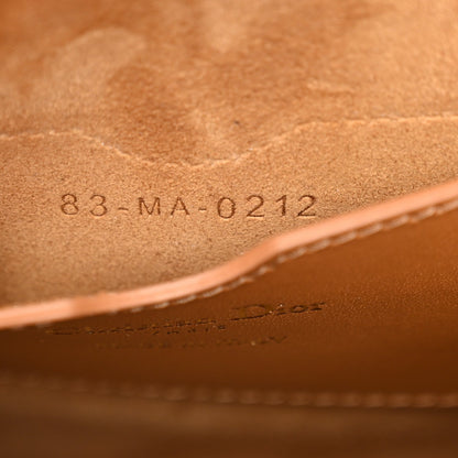 Box Calfskin Medium Bobby Flap Camel