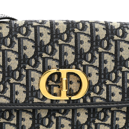 Oblique 30 Montaigne Avenue Bag Blue
