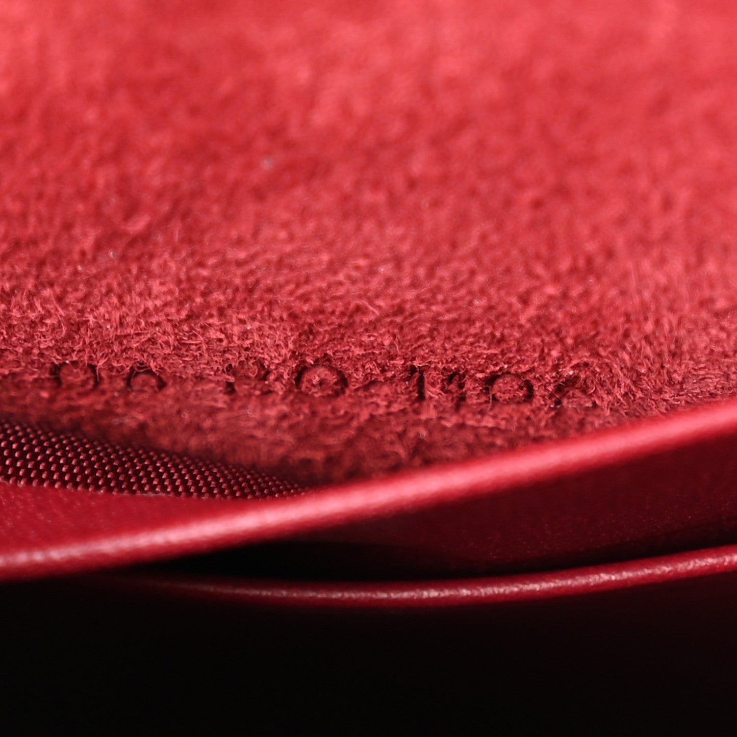 Lambskin Studded Vertical Diorama Spicy Red