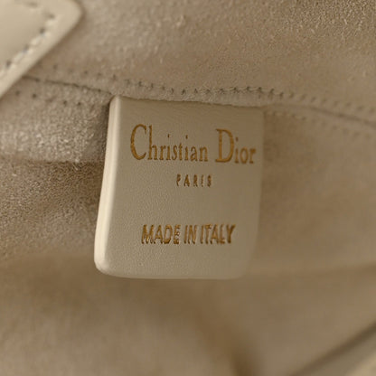 Calfskin Macrocannage Medium Toujours White
