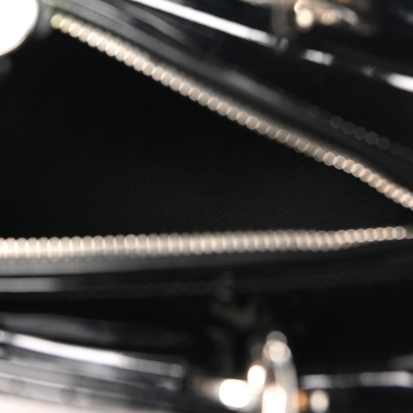 Patent Cannage Medium Lady Dior Black