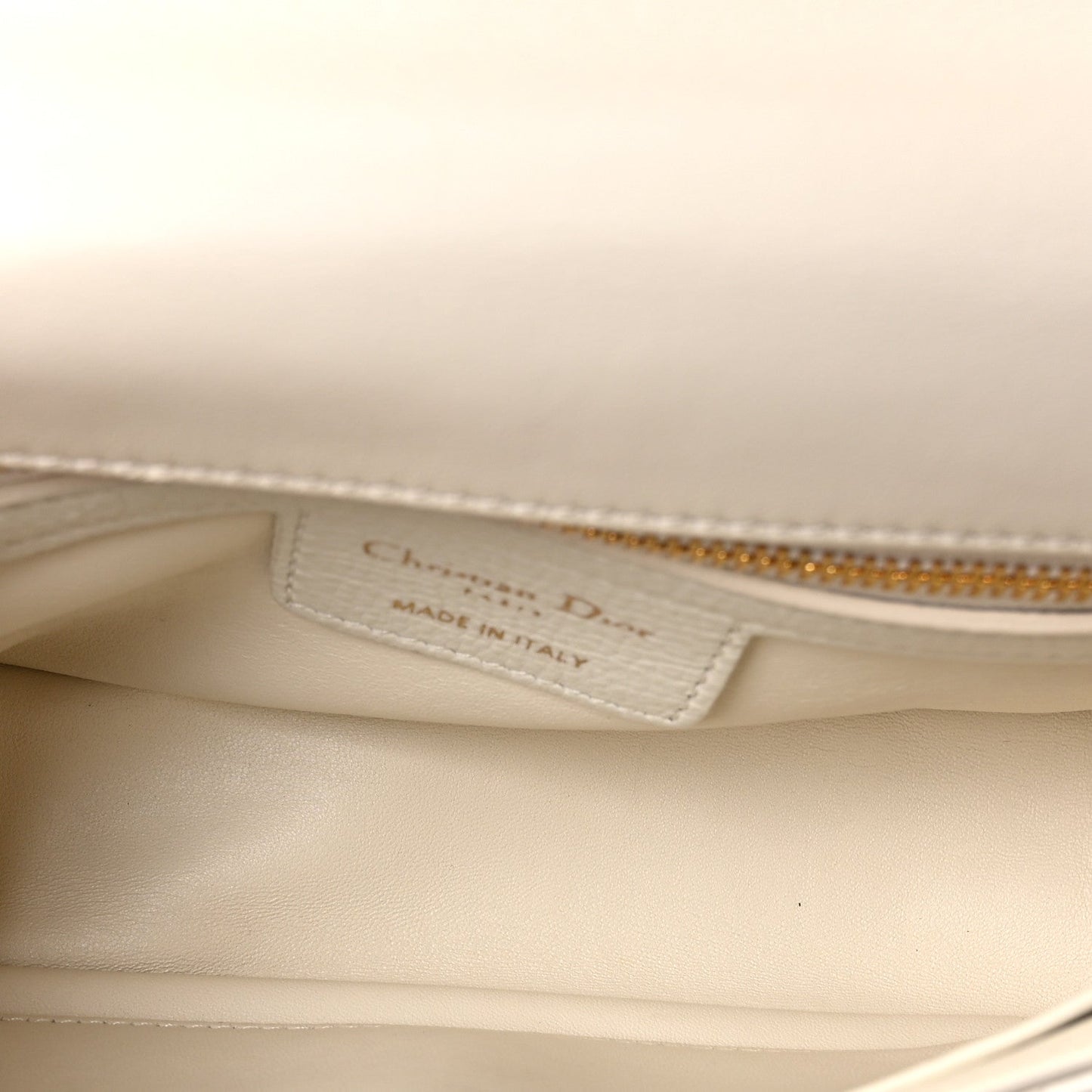 Calfskin Cannage Dioramour Heart Small Caro White Red