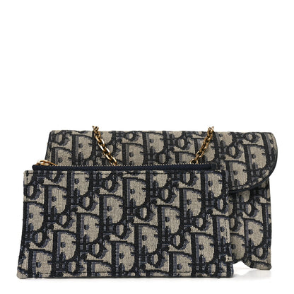 Oblique Small Saddle Chain Pouch Blue