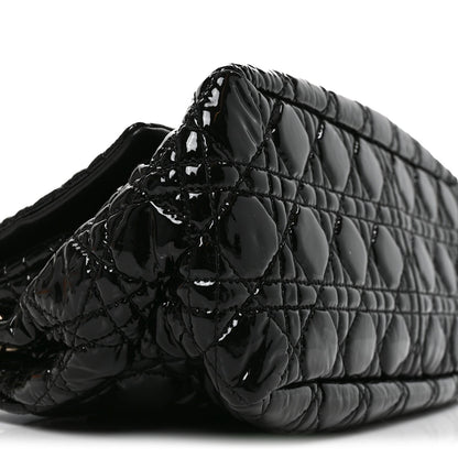 Patent Cannage New Lock Flap Black