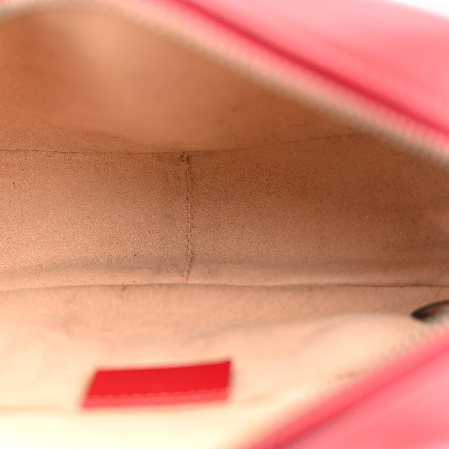 Calfskin Matelasse Mini GG Marmont Chain Shoulder Bag Hibiscus Red