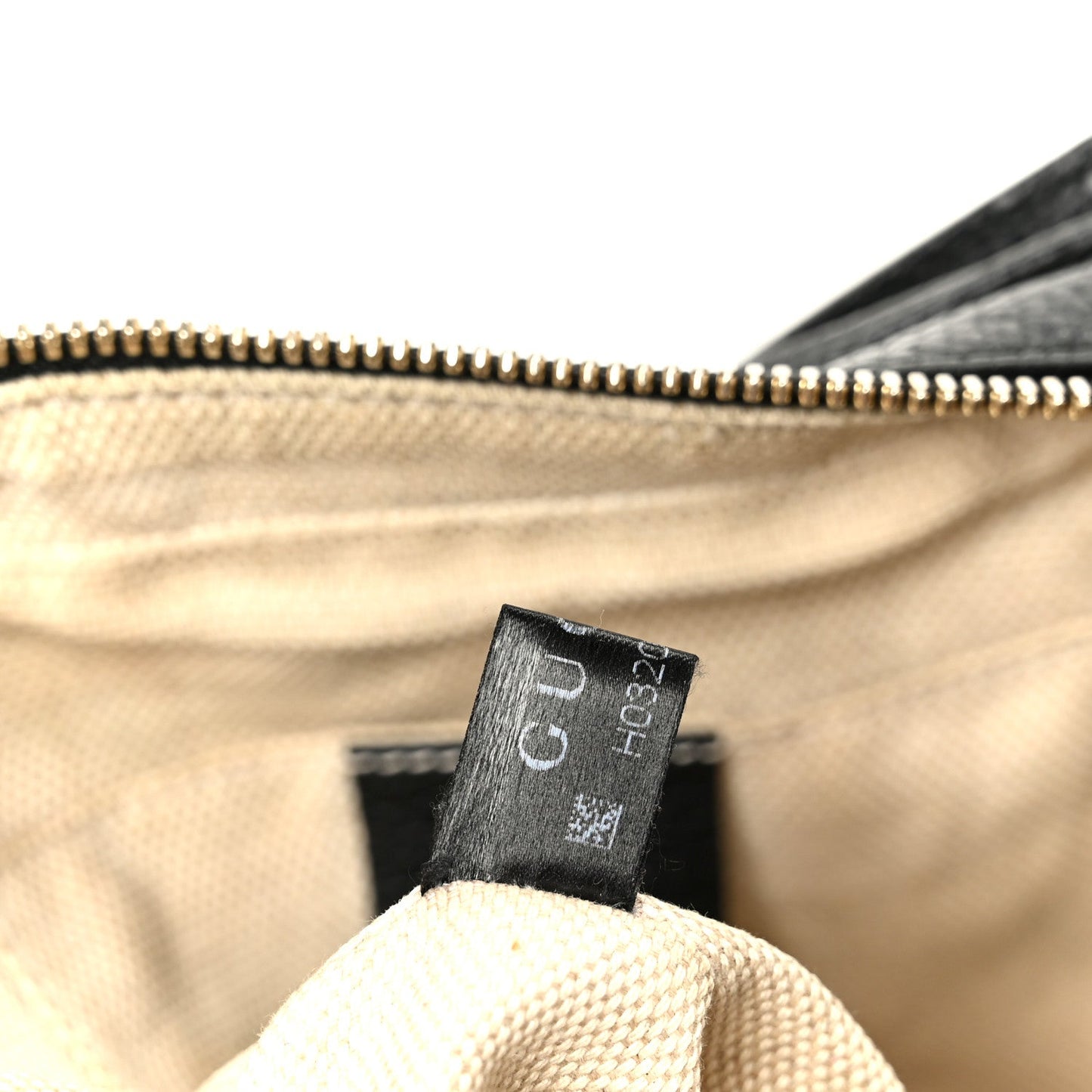 Pebbled Calfskin Small Soho Disco Bag Black