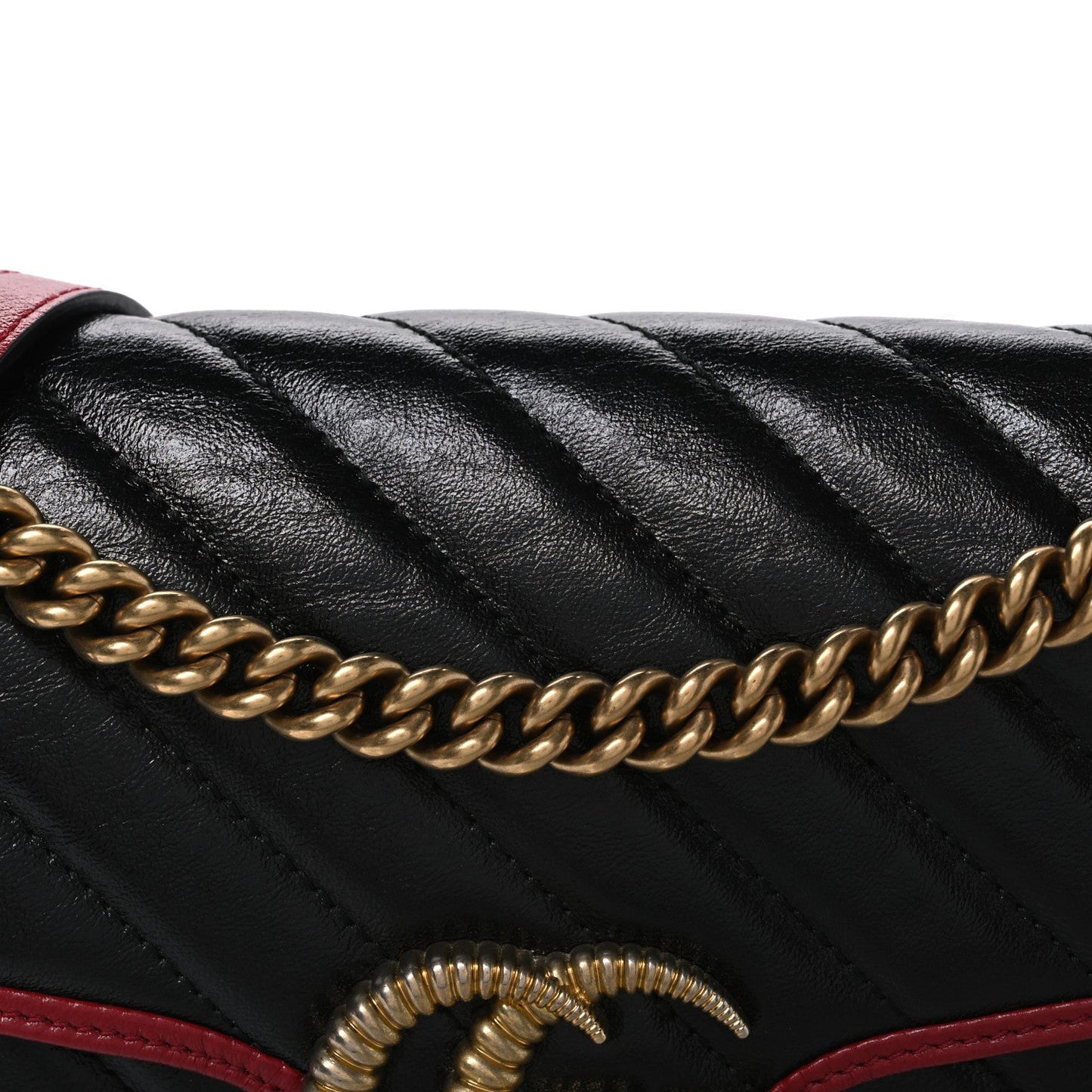 Vintage Effect Calfskin Matelasse Diagonal Small Torchon GG Marmont Shoulder Bag Black Romantic Cherry