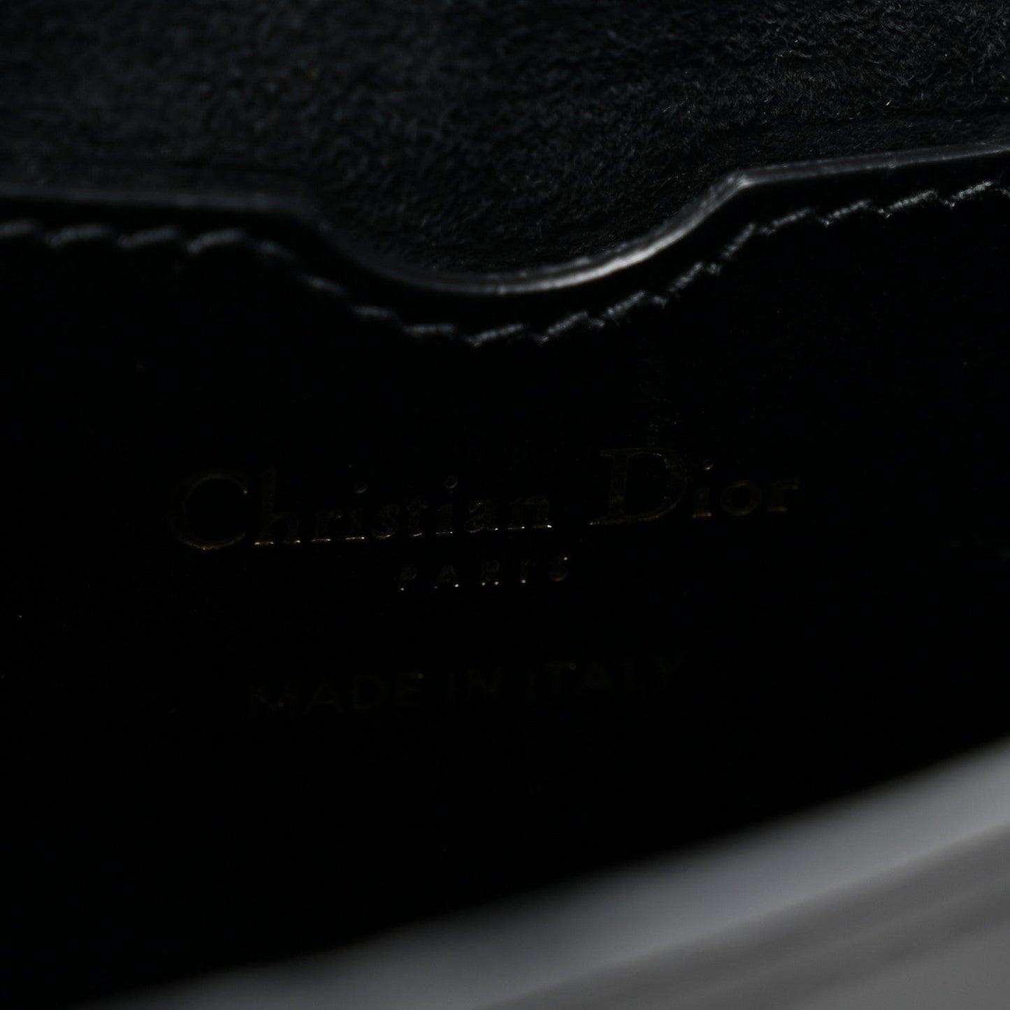 Box Calfskin Medium Bobby Flap Black