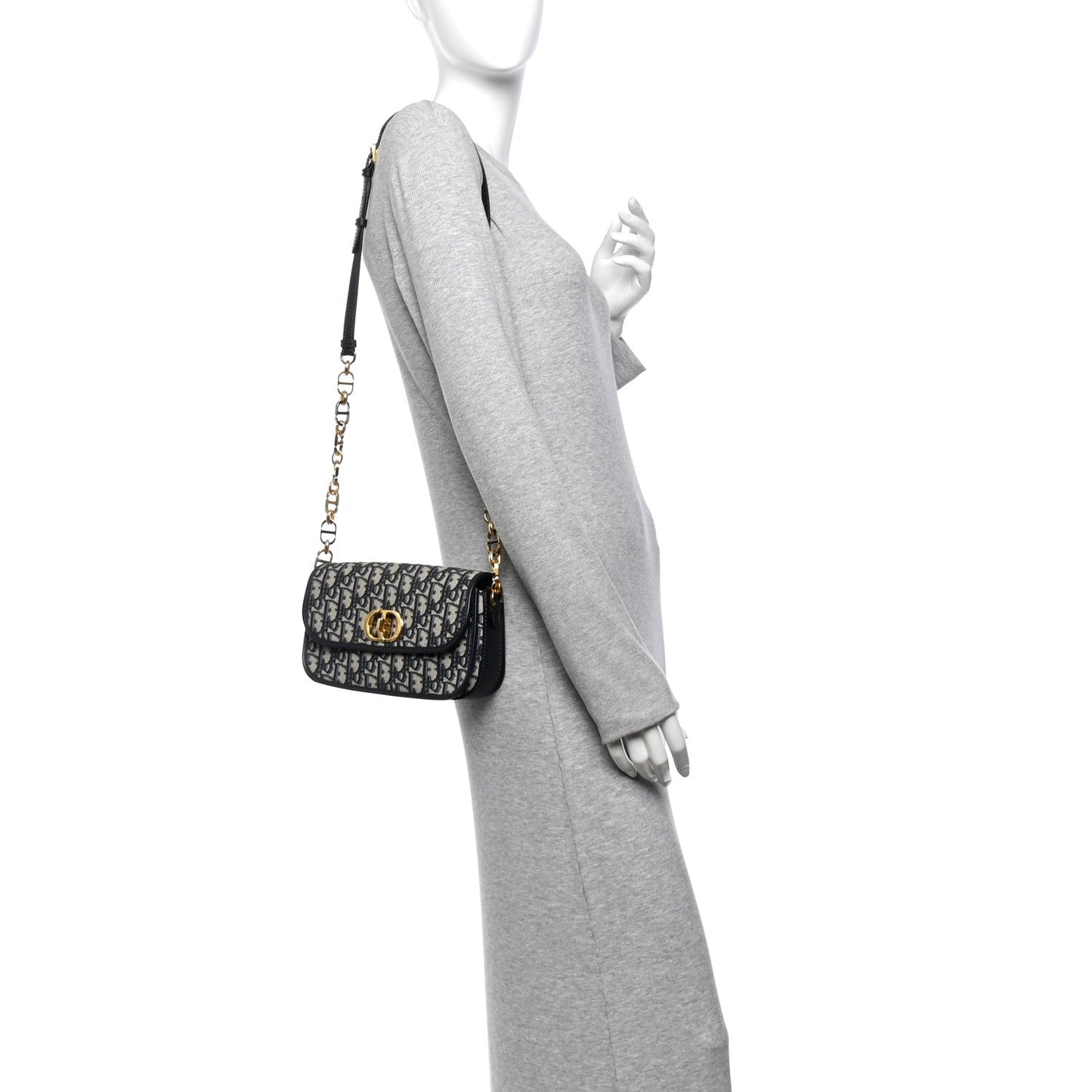 Oblique 30 Montaigne Avenue Bag Blue