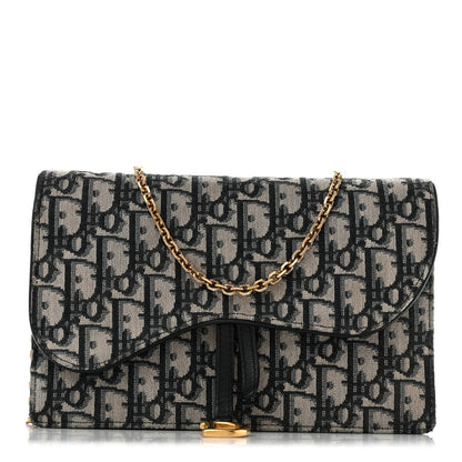Oblique Saddle Chain Pouch Blue