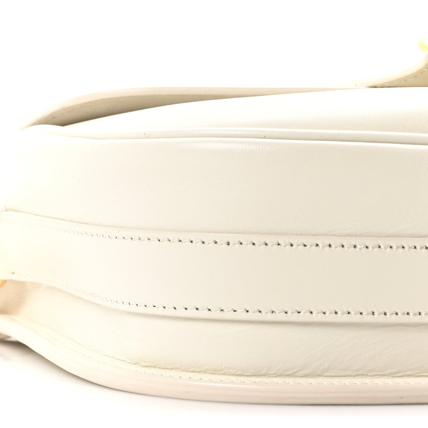 Box Calfskin Medium Bobby Flap Latte