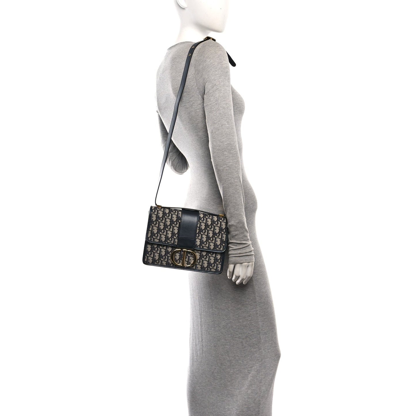 Oblique 30 Montaigne Flap Bag Blue