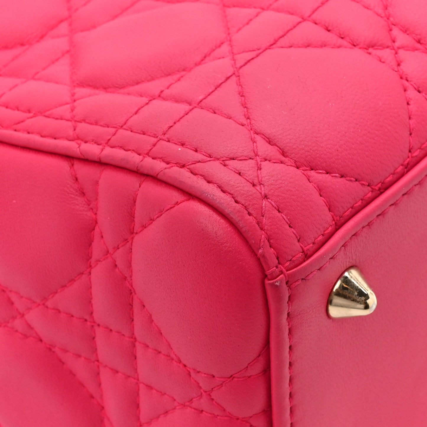 Lambskin Cannage Medium Lady Dior Fuchsia