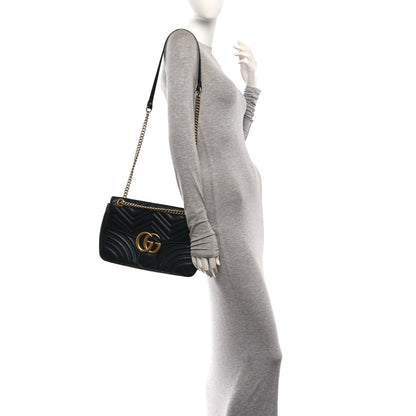 Calfskin Matelasse Medium GG Marmont Shoulder Bag Black