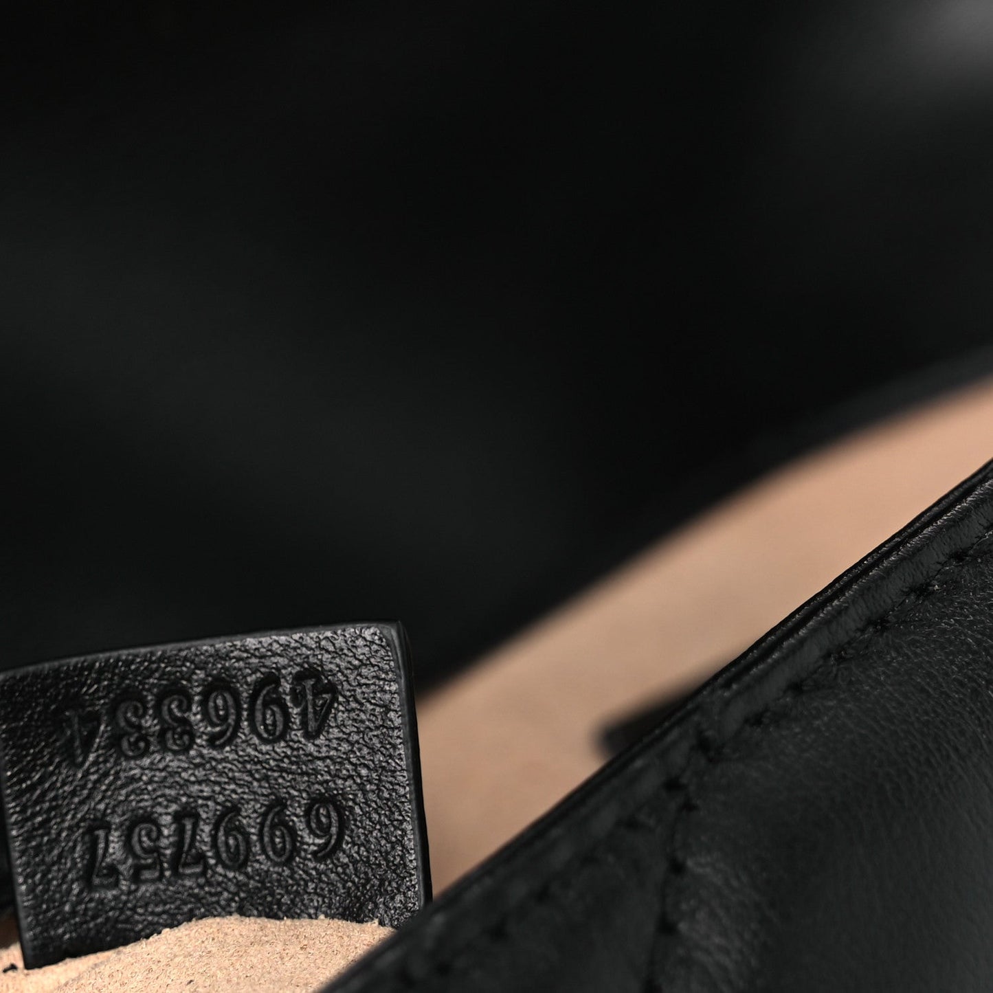 Calfskin Matelasse Monochrome GG Marmont Chain Belt Bag Black
