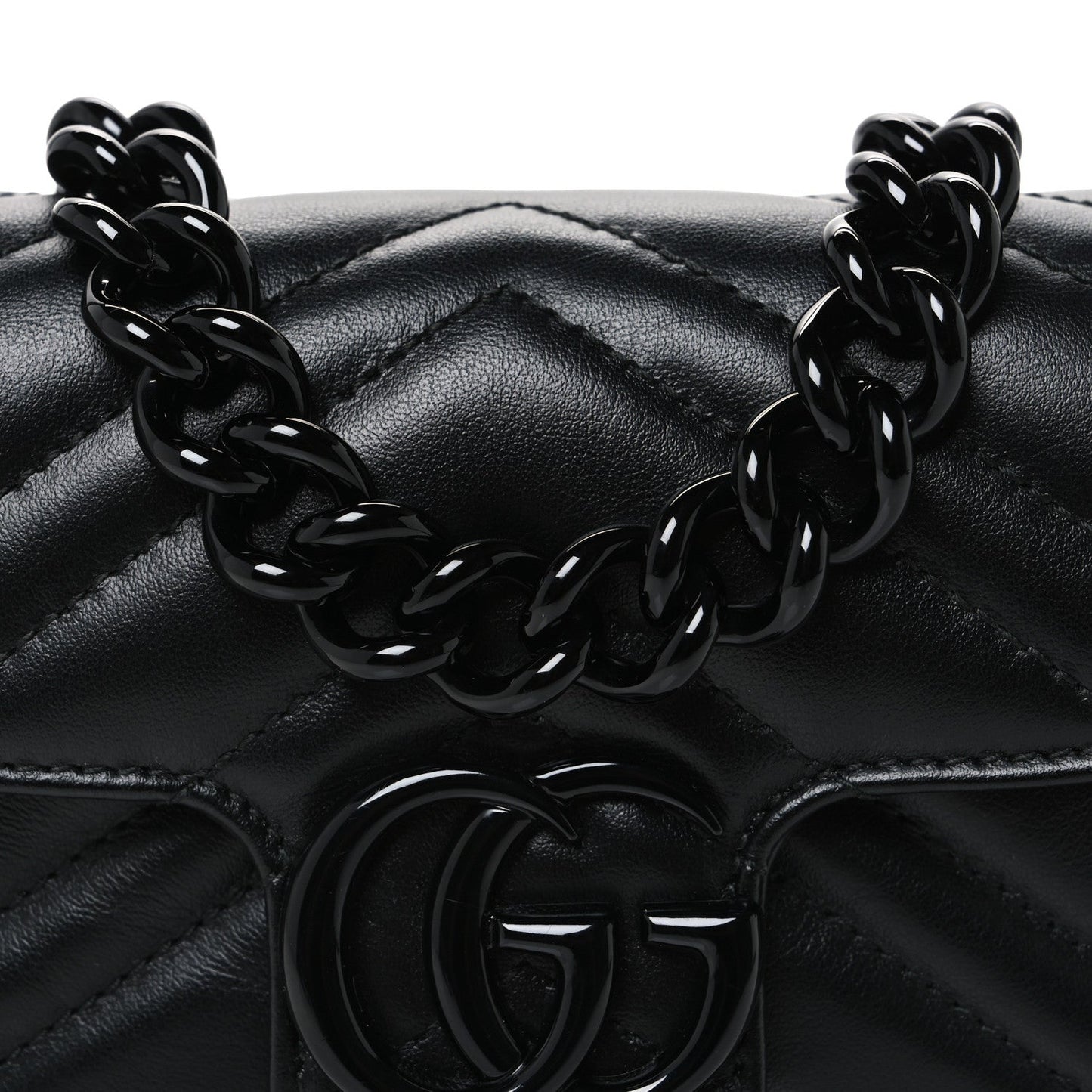 Calfskin Matelasse Monochrome GG Marmont Chain Belt Bag Black