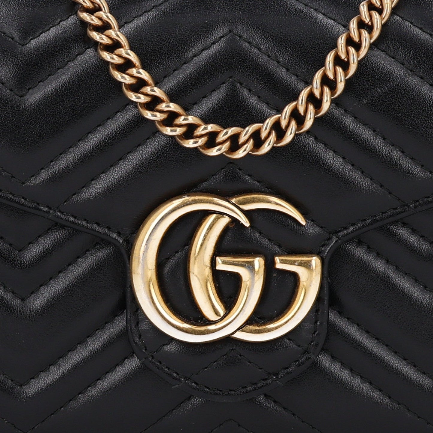 Calfskin Matelasse GG Marmont Chain Wallet Black