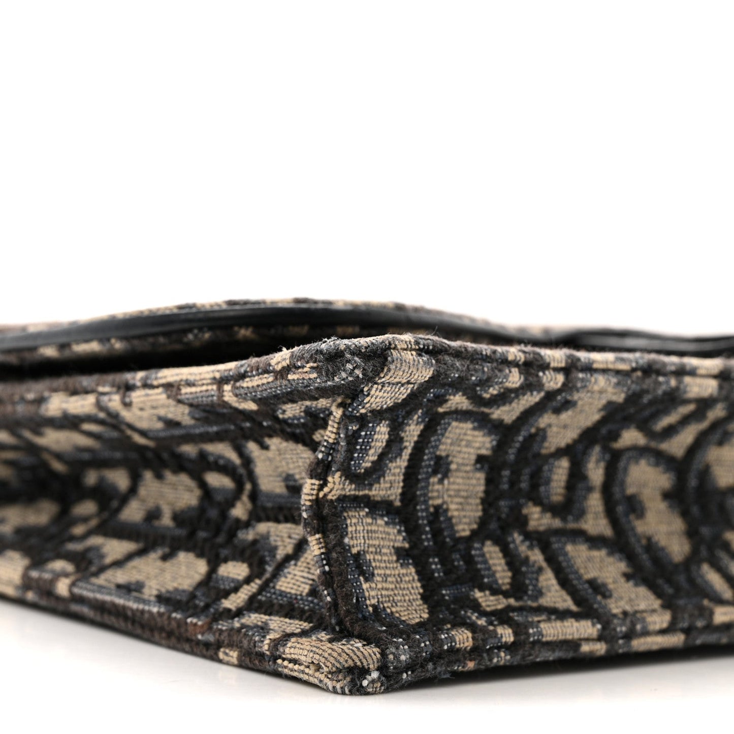 Oblique Saddle Chain Pouch Blue