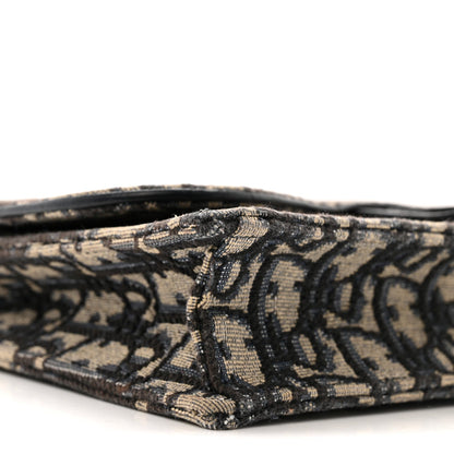 Oblique Saddle Chain Pouch Blue