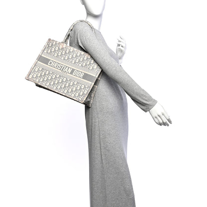 Oblique Medium Book Tote Grey