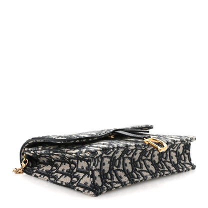 Oblique Saddle Chain Pouch Blue