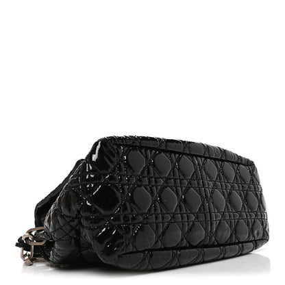 Patent Cannage New Lock Flap Black