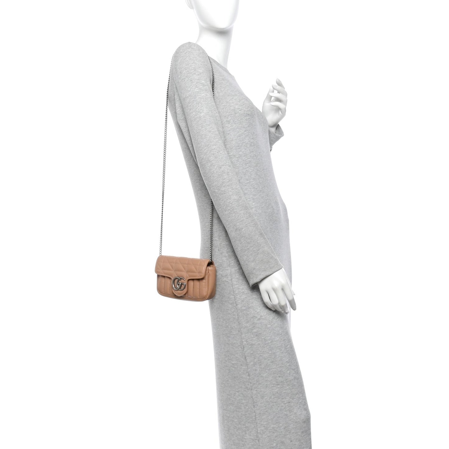 Calfskin Matelasse Aria Super Mini GG Marmont Shoulder Bag Camelia