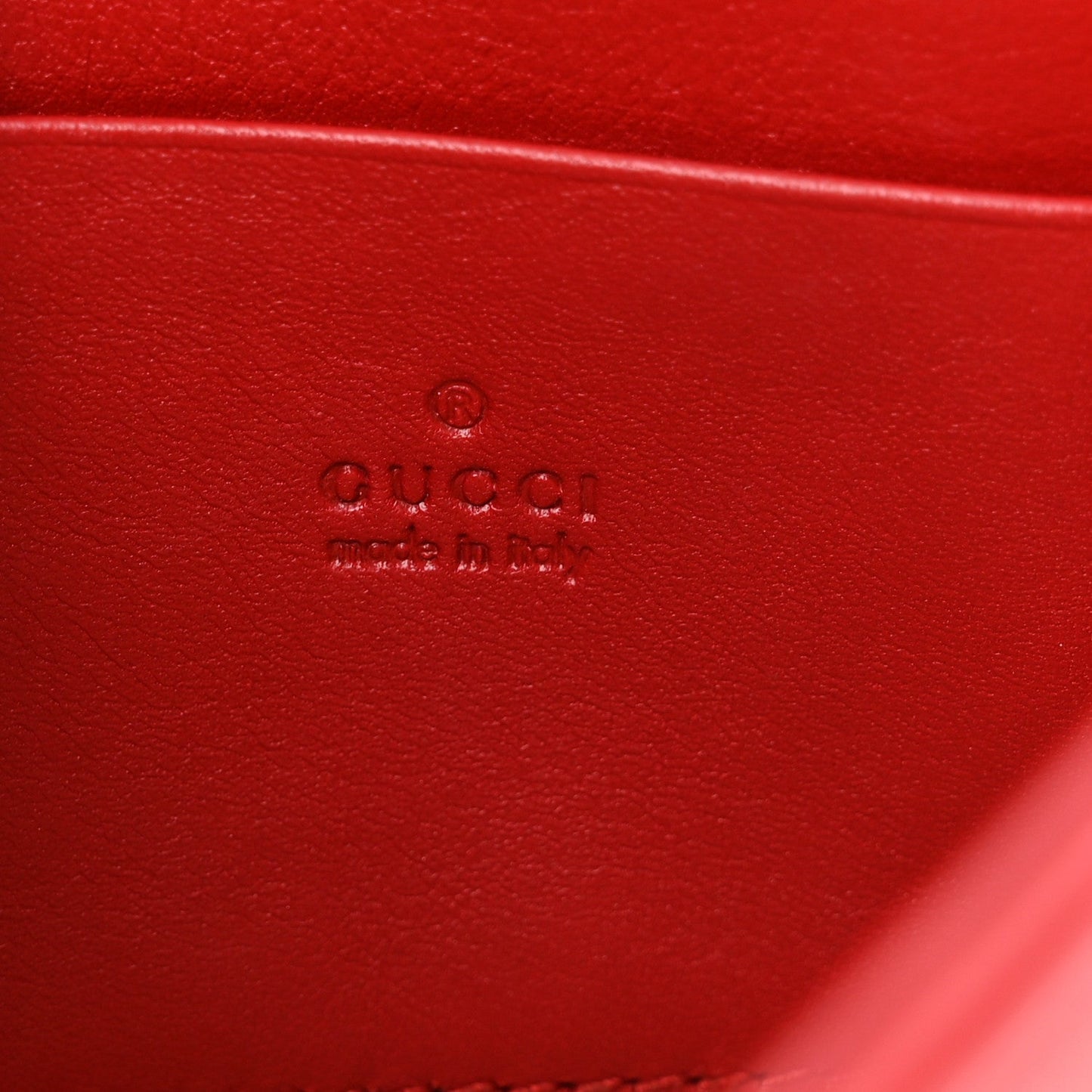 Calfskin Matelasse Mini GG Marmont Chain Wallet Hibiscus Red