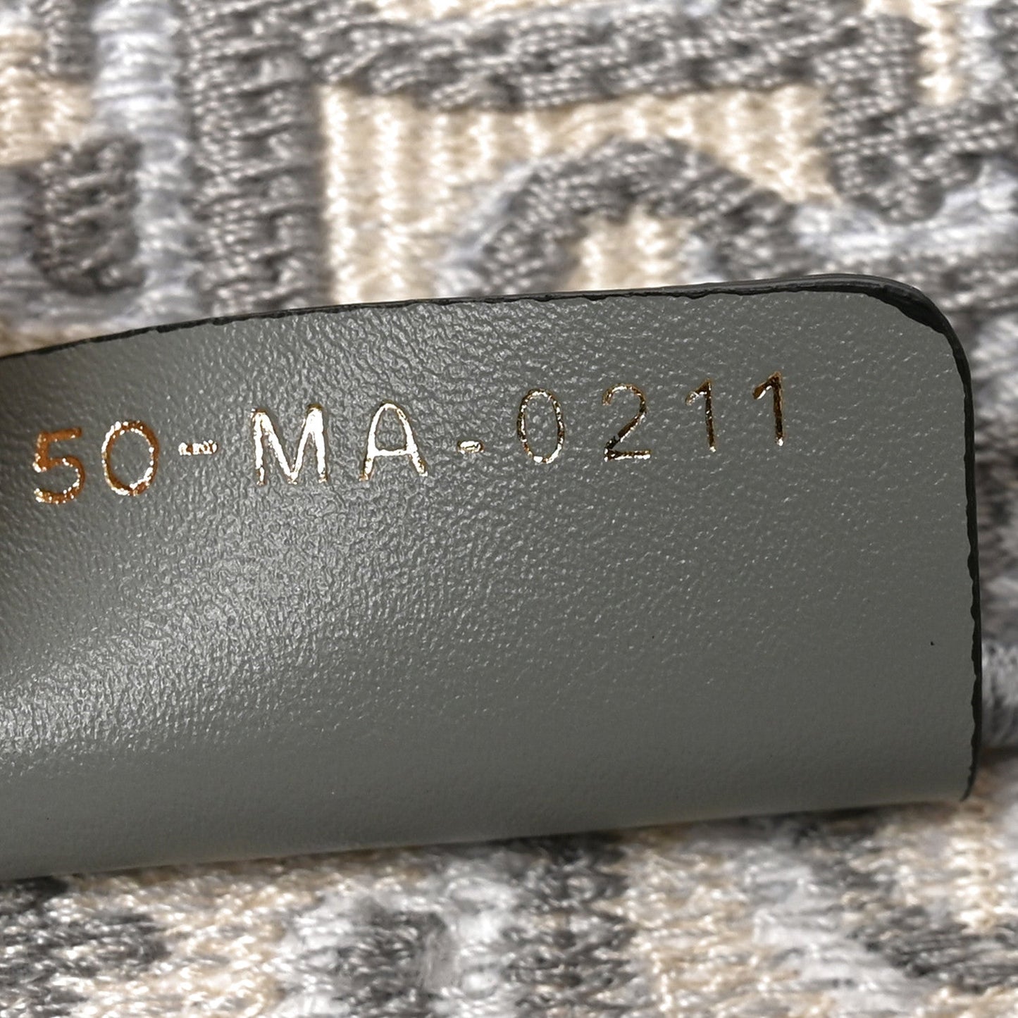 Oblique Medium Book Tote Grey