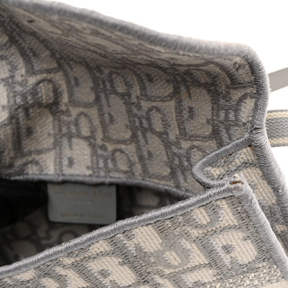 Oblique Slim Saddle Pouch Grey Grey