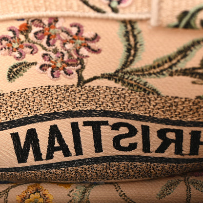 Raffia Embroidered Petites Fleurs Medium Book Tote Natural
