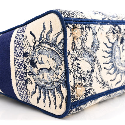 Canvas Embroidered Toile De Jouy Soleil Medium Lady D-Lite Blue