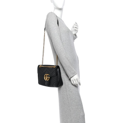 Calfskin Matelasse Medium GG Marmont Shoulder Bag Black