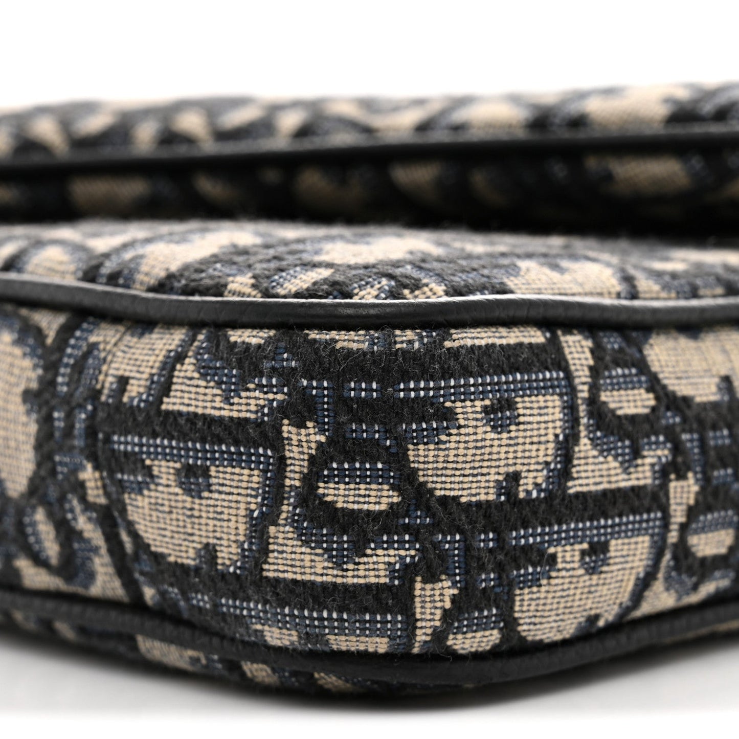 Oblique Saddle Triple Pouch Navy Blue