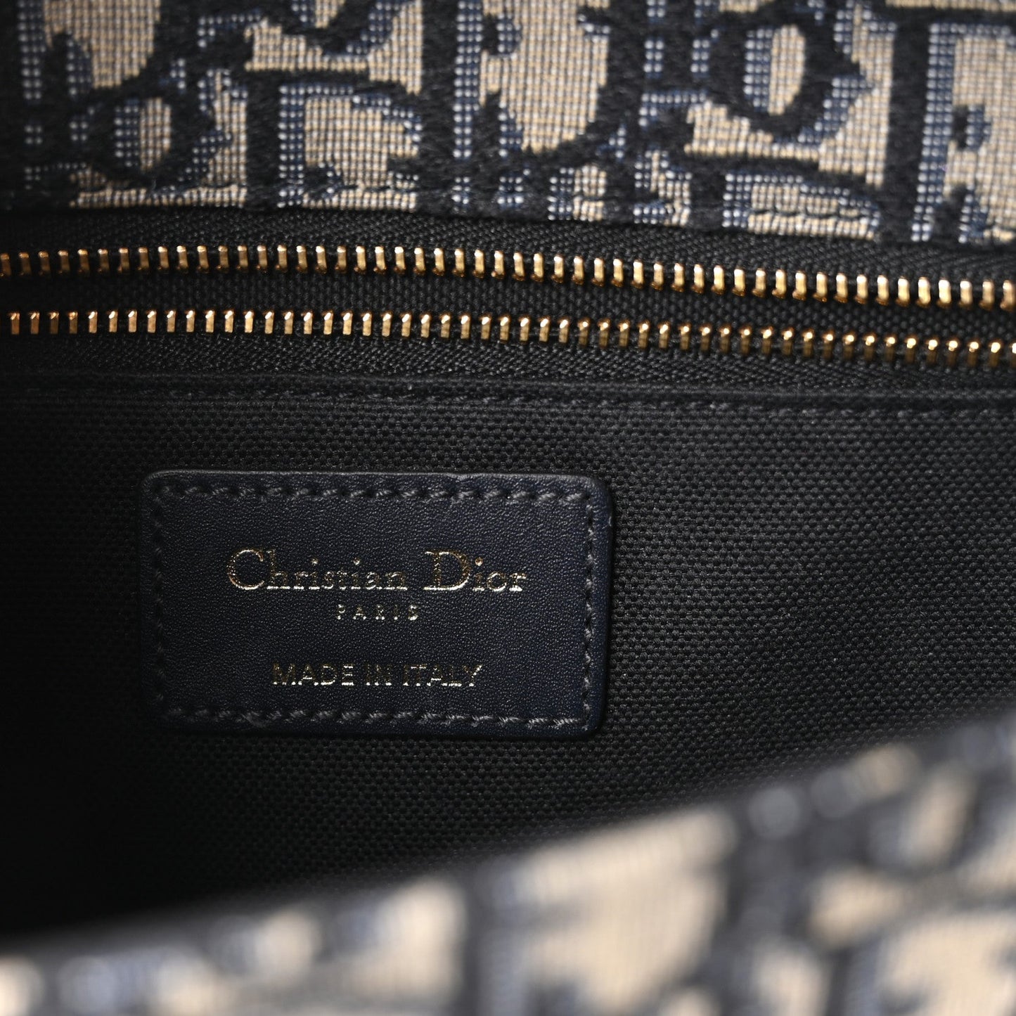 Oblique 30 Montaigne Flap Bag Blue