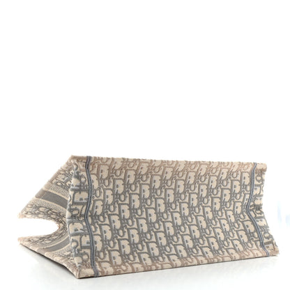 Oblique Medium Book Tote Grey