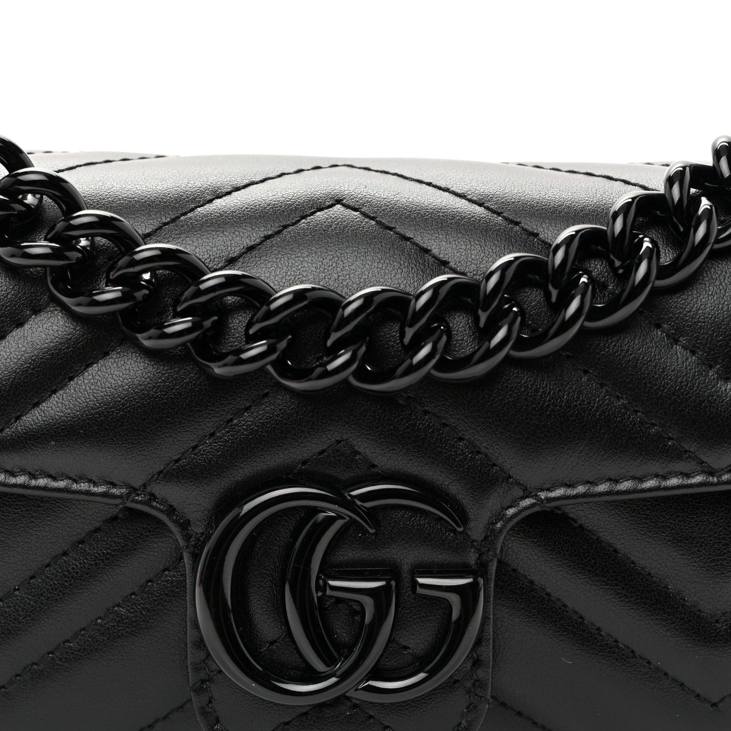 Calfskin Matelasse Monochrome GG Marmont Chain Belt Bag Black